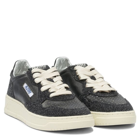 Autry Medalist Low Sneakers IT 37 Women - Picture 2 of 5